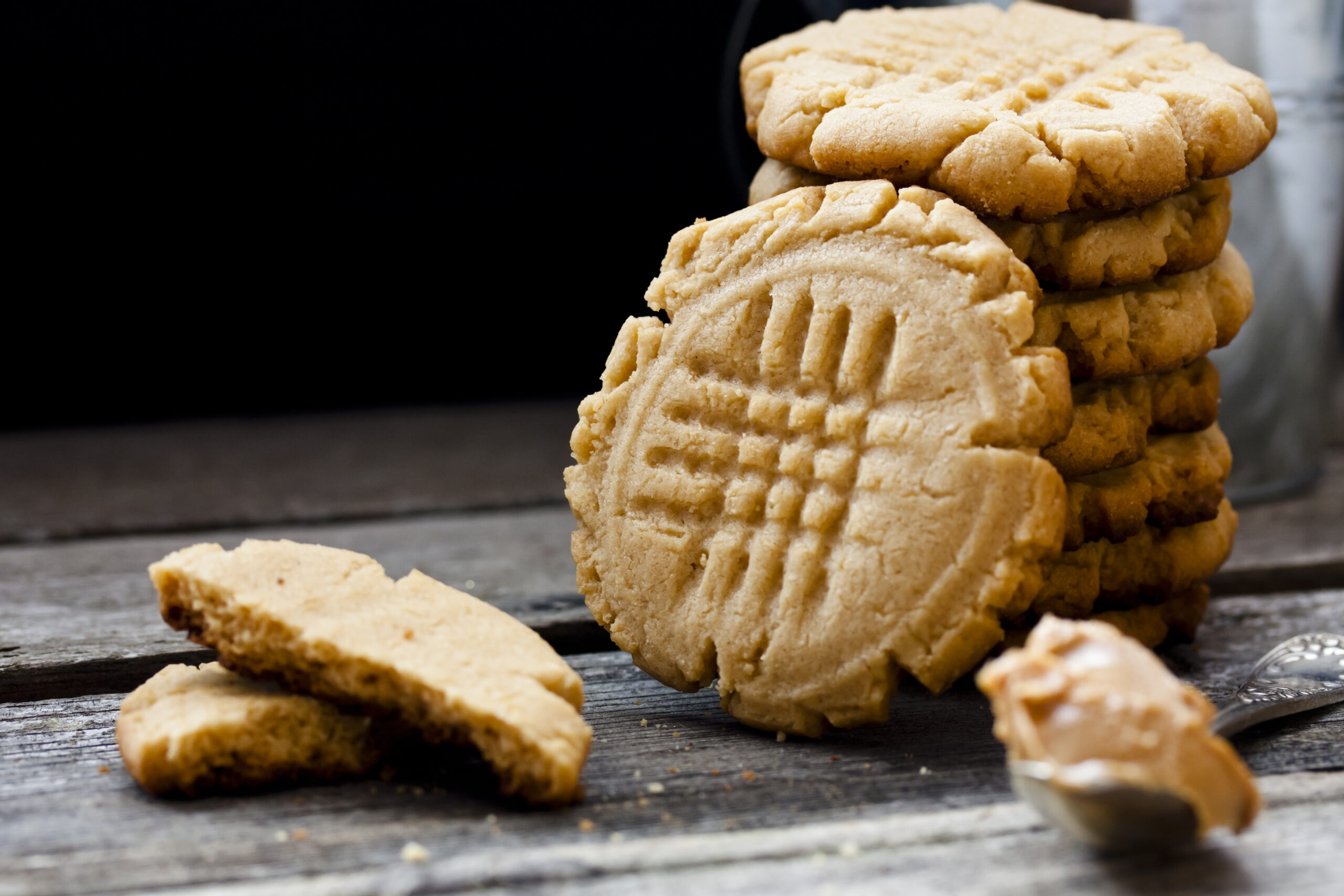 The Easiest Flourless Peanut Butter Cookies