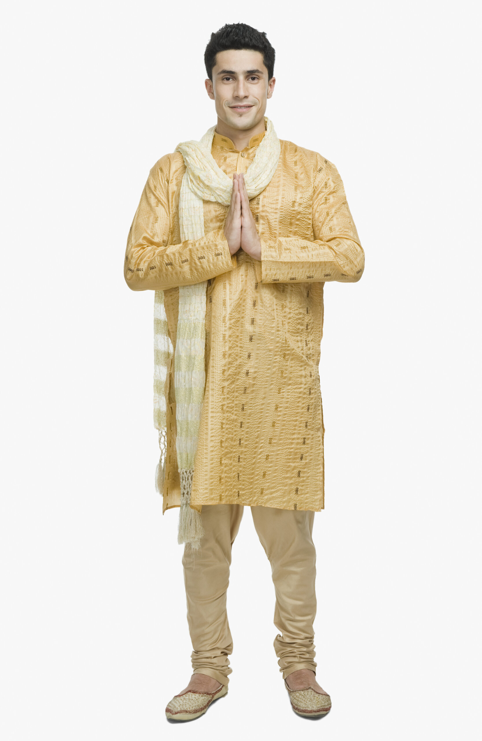 A Basic Guide to Traditional Indian Clothing for Men