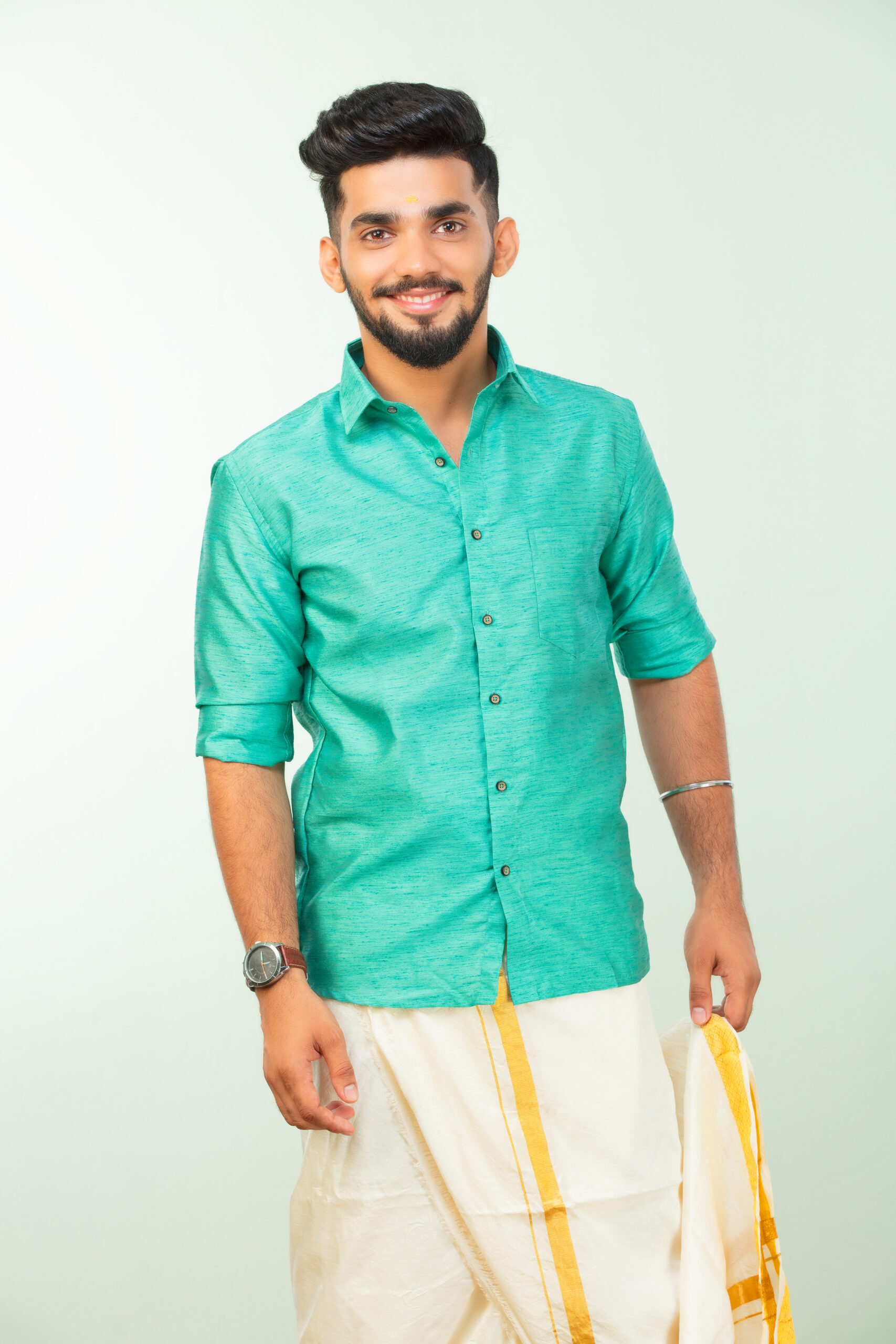 15 popular Indian Traditional clothing for Men - SewGuide